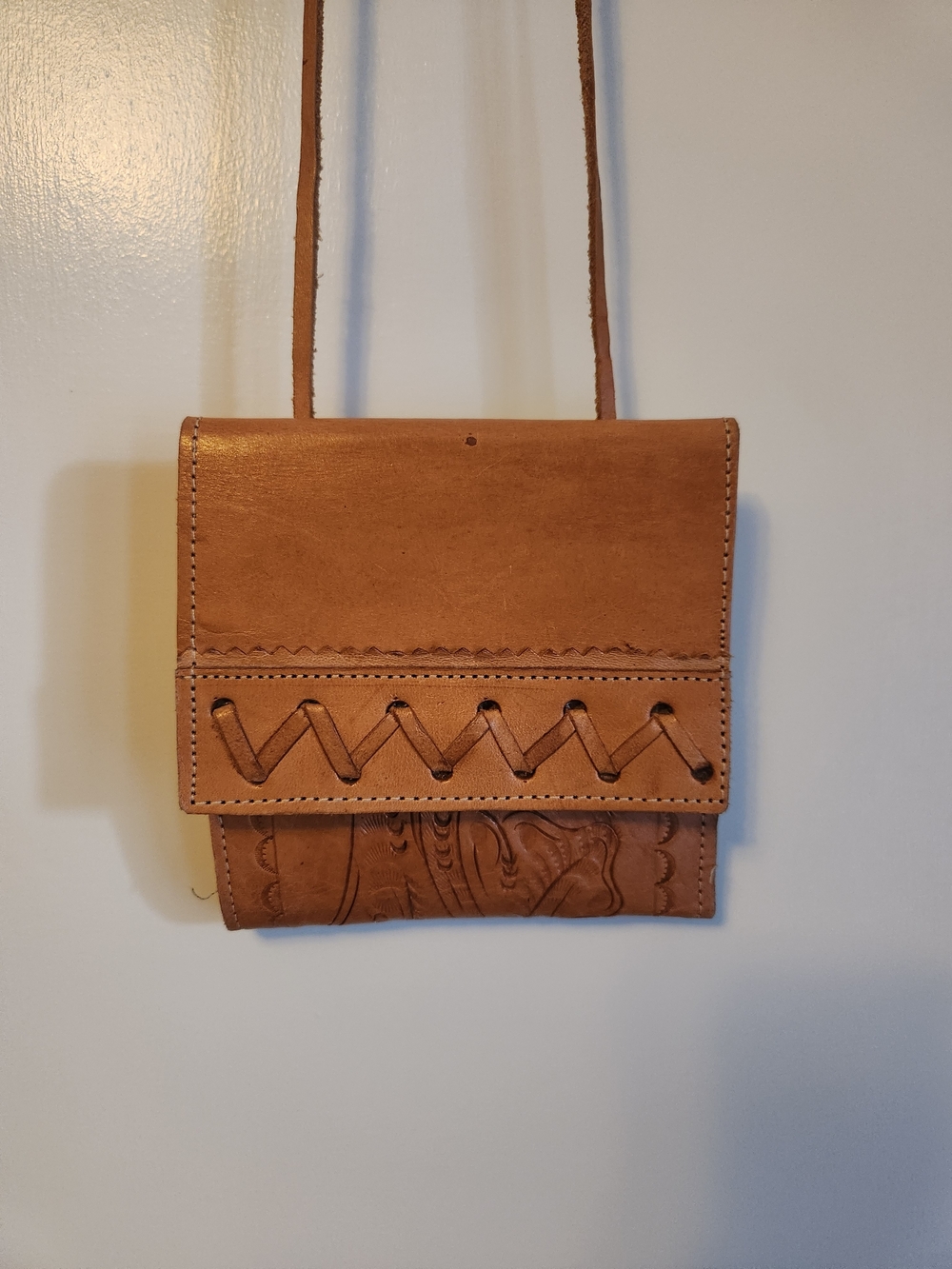 Vintage Tooled Leather Crossbody Wallet Purse Western Boho Y2K